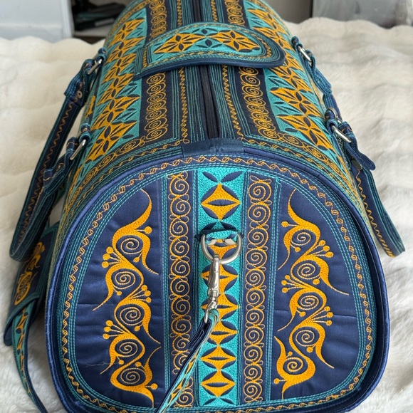 Hand Embroidered Banda Bags Weekender Bag - Picture 5 of 5